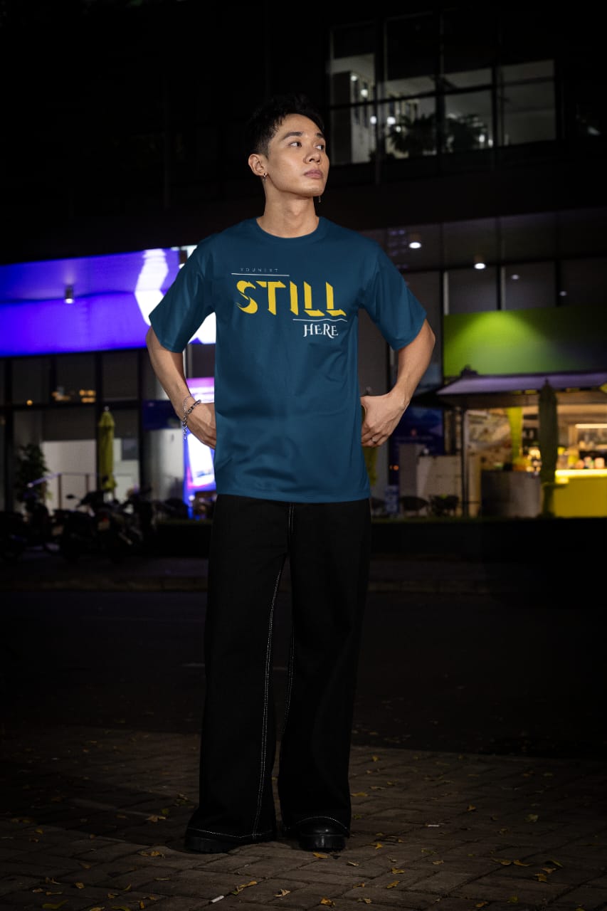 Still Here Oversized T-Shirt | YouNext Streetwear